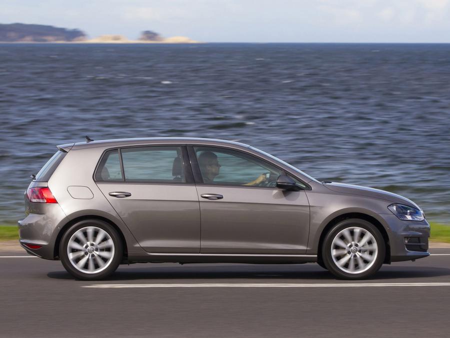  Volkswagen Golf TSI BlueMotion 5-Door 2013 года  (AU) (фото 12 из 30)